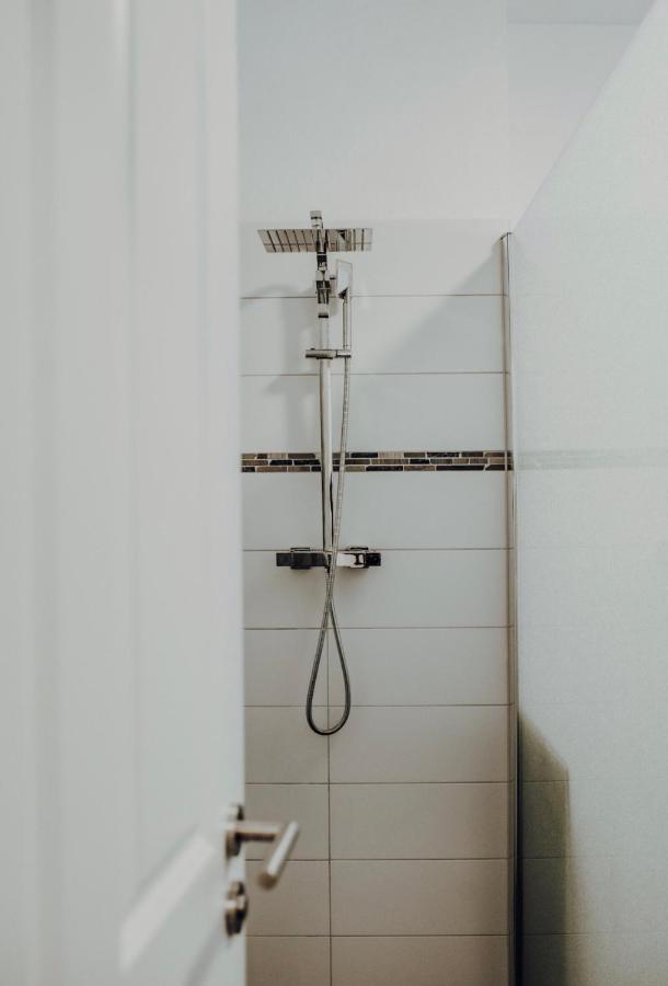 Mayen, Baeckerstr, Privatzimmer Nr1, Innenstadt, Naehe Nuerburgring & Burg Eltz, Gemeinschaftsbad 外观 照片